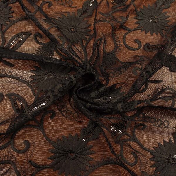 Tessuto Tulle ricamato con paillettes motivo floreale nero