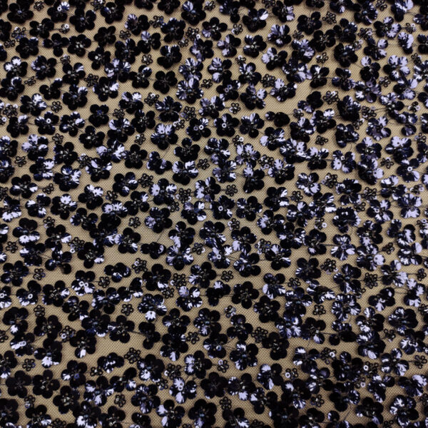 Tessuto Tulle mano seta ricamato paillettes motivo floreale blu
