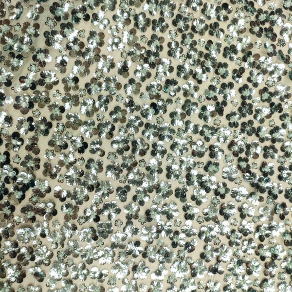 Tessuto Tulle mano seta ricamato paillettes motivo floreale salvia