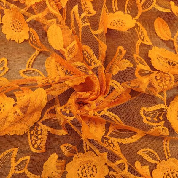 Tessuto Tulle ricamato motivo floreale arancione