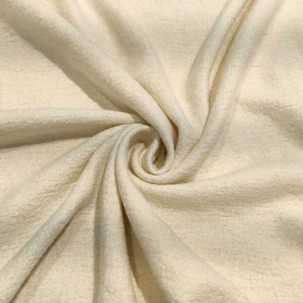 Tessuto per cappotto bouclè leggero tinta unita panna