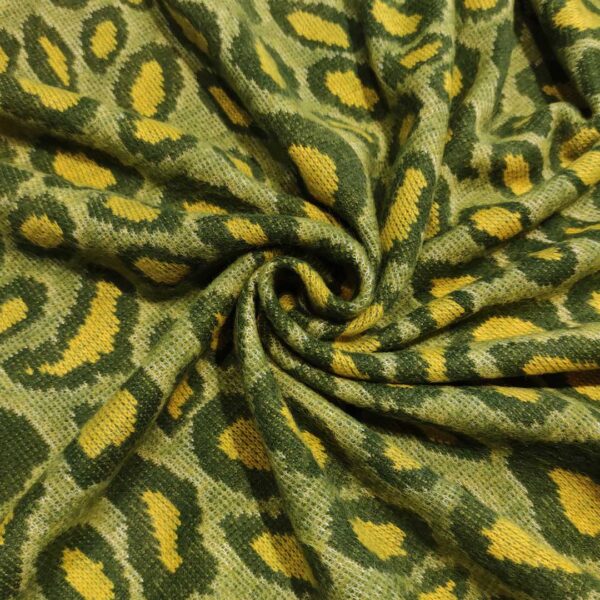 Tessuto Maglia Mano Lana a fantasia motivo animalier verde militare - ocra