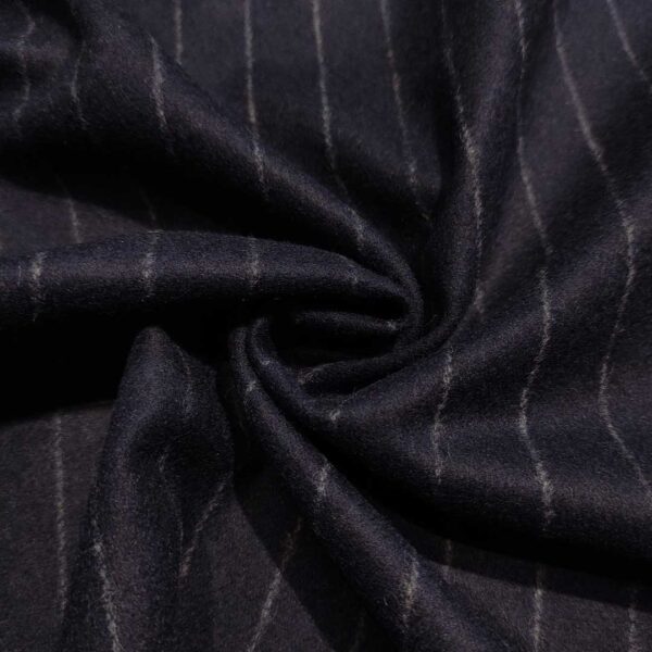 Tessuto Flanella di pura lana motivo gessato blu