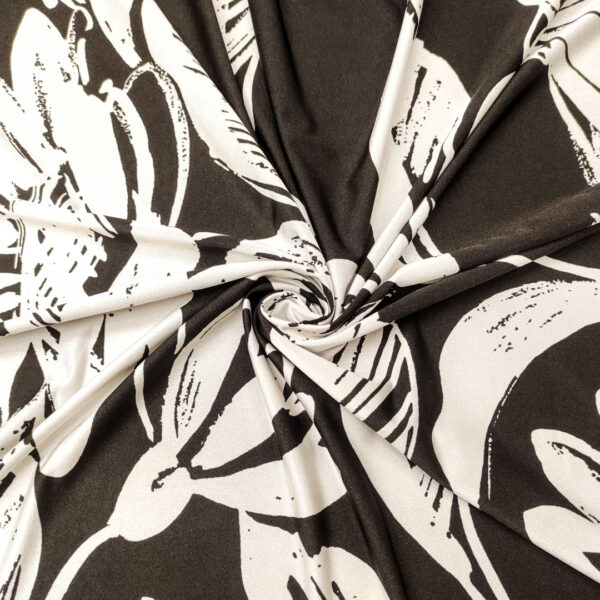 Tessuto Jersey a fantasia motivo floreale bianco - nero