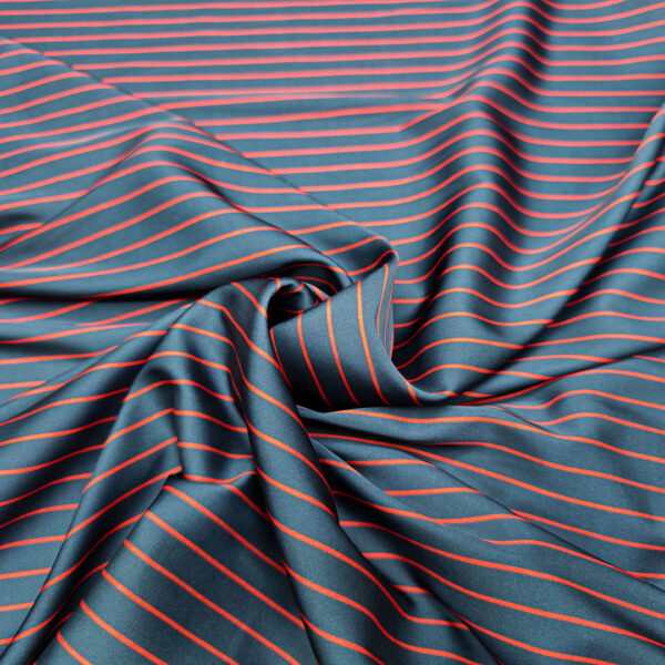 Tessuto Satin a fantasia motivo rigato rigato - blu rosso