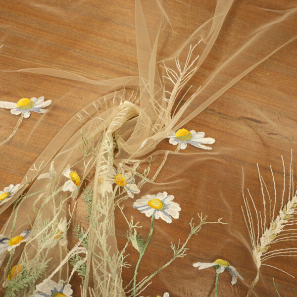 Scampolo Tessuto tulle ricamato beige - giallo - verde