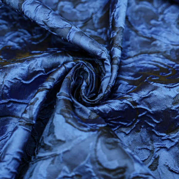 Tessuto Broccato in seta motivo floreale cashmere blu royal - nero
