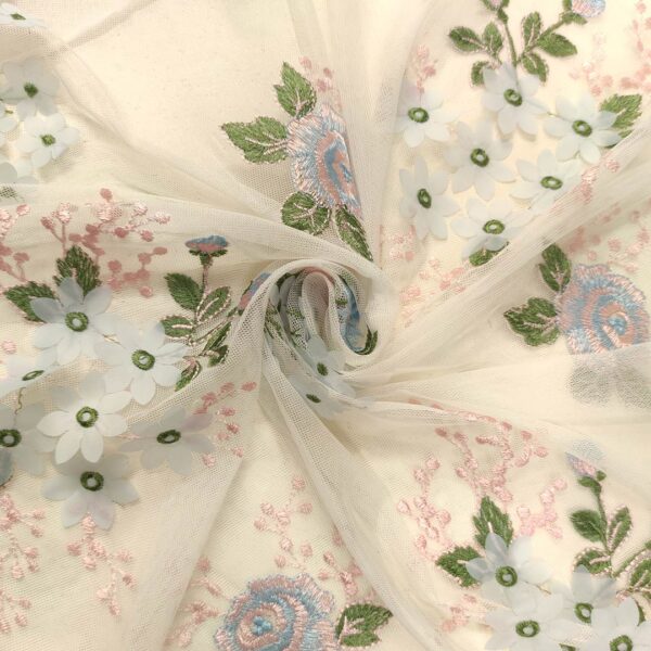 Scampolo Tessuto tulle Elasticizzato Ricamato con fiori 3d celeste rosa verde
