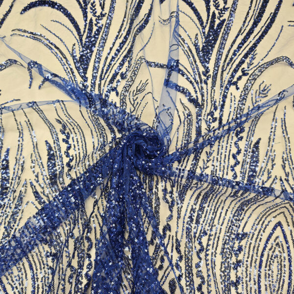 Tessuto Tulle mano seta ricamato con paillettes e con perline motivo astratto bluette